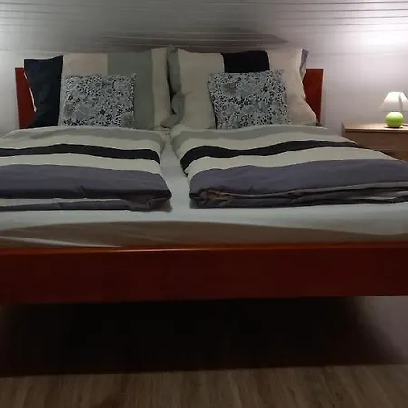 Csaladi Apartman Balatonkereszturon *