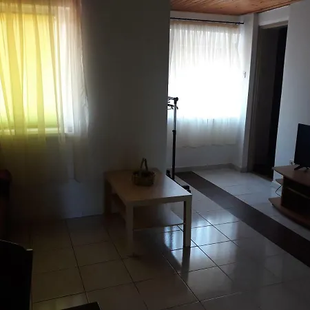 Csaladi Apartman Balatonkereszturon
