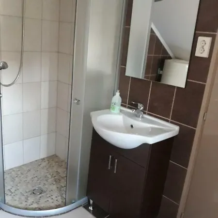 Csaladi Apartman Balatonkereszturon *